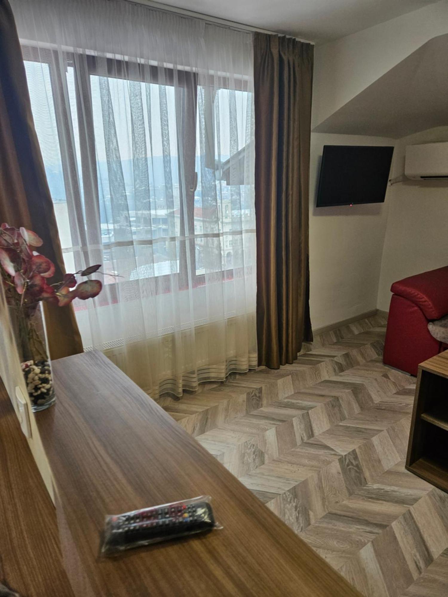Priyateli - Friends Hotel Veliko Tarnovo Szoba fotó
